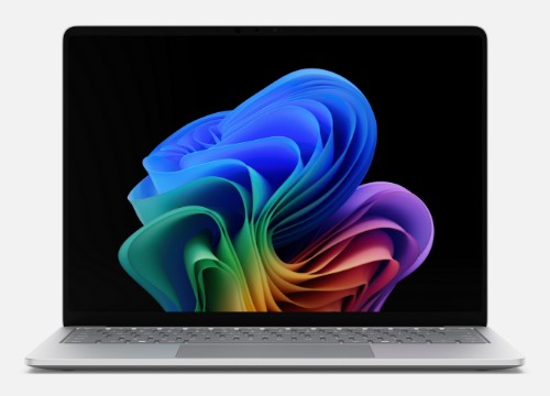 Microsoft Surface Laptop 8 13.8" Copilot+ PC Snapdragon 13.8" Touchscreen 16 GB LPDDR5x-SDRAM 512 GB SSD Wi-Fi 7 (802.11be) Windows 11 Pro Platinum