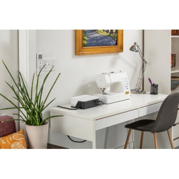 APC BE700G3 uninterruptible power supply (UPS) Standby (Offline) 0.7 kVA 420 W 6 AC outlet(s)