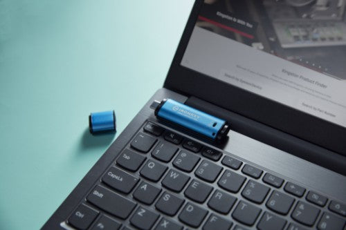 Kingston Technology IronKey Vault Privacy 50 USB flash drive 256 GB USB Type-C 3.2 Gen 1 (3.1 Gen 1) Black, Blue