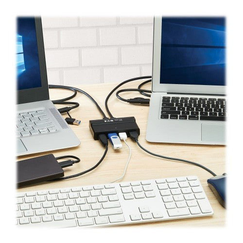 Eaton U315-2X4 interface hub USB Type-C 5000 Mbit/s Black