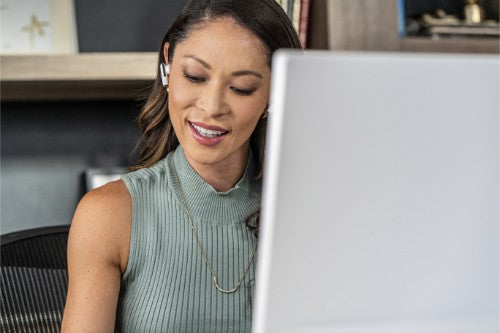 HP Poly Voyager Free 60 UC Carbon Black Earbuds +BT700 USB-C Adapter +Basic Charge Case