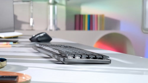 Logitech 920-010549 keyboard Office RF Wireless + Bluetooth QWERTY English Graphite