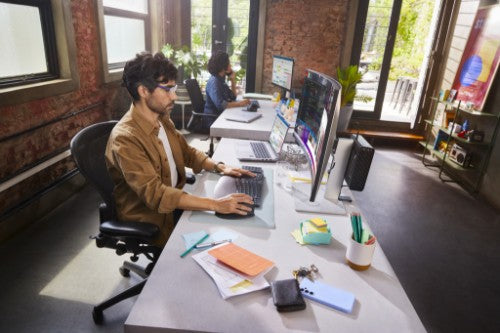 HP Series 7 Pro 37.5 inch WQHD+ Thunderbolt 4 Monitor - 738pu