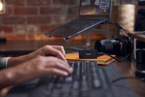 Kingston Technology XS1000 1 TB USB Type-C 3.2 Gen 2 (3.1 Gen 2) Black