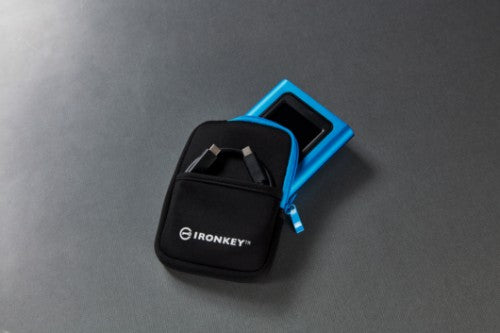 Kingston Technology IronKey Vault Privacy 80 480 GB USB Type-C 3.2 Gen 1 (3.1 Gen 1) Blue