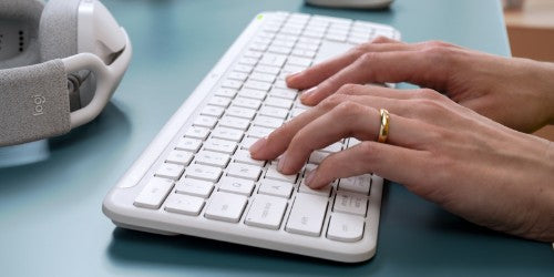 Logitech Signature Slim K950 keyboard Office RF Wireless + Bluetooth QWERTY English Graphite