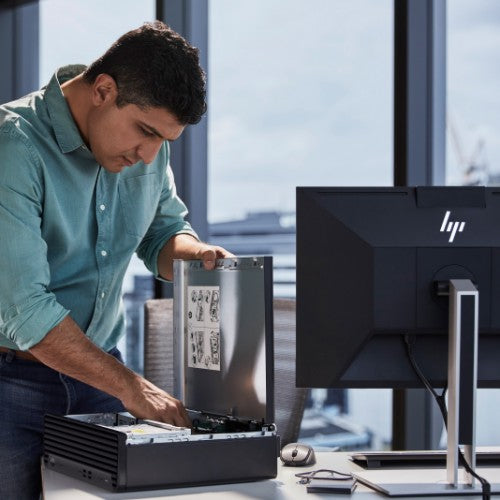 HP Elite SFF 800 G9 Intel® Core™ i7 i7-13700 16 GB DDR5-SDRAM 512 GB SSD Windows 11 Pro PC Black