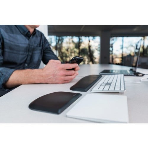 Kensington ErgoSoft™ Wrist Rest for Slim Mouse/Trackpad