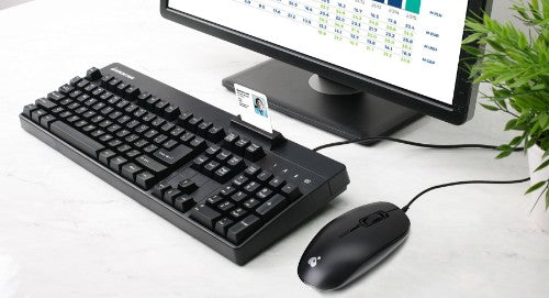 iogear GKBSR202TAAKIT keyboard Mouse included Office USB QWERTY English Black