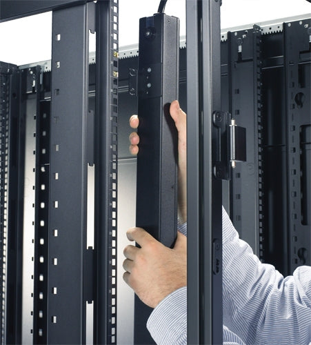 APC Basic Rack 1.92kVA power distribution unit (PDU) Black