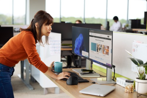 HP EliteBook X G1a Next Gen AI PC Wolf Pro Security Edition Copilot+ PC AMD Ryzen AI 9 HX 375 Laptop 14" Touchscreen 2.8K 32 GB LPDDR5x-SDRAM 1 TB SSD Wi-Fi 7 (802.11be) Windows 11 Pro Silver