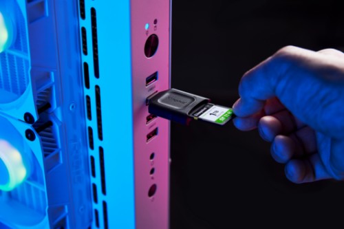 Kingston Technology Canvas Select Plus Gen3 1 TB SD UHS-I Class 10