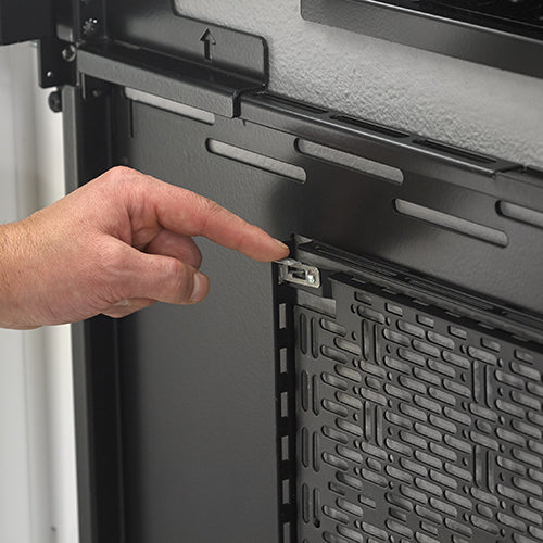 Chief Impact 43" Screws Black