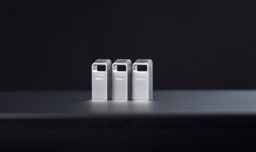 Kingston Technology DataTraveler Micro USB flash drive 128 GB USB Type-A 3.2 Gen 1 (3.1 Gen 1) Silver